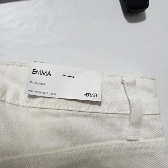 NWT Vervet Women's Emma Denim Distressed Frayed Mom Jeans White Size 26 B22 - Picture 6 of 10